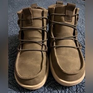 Hey Dude Women’s Size 7